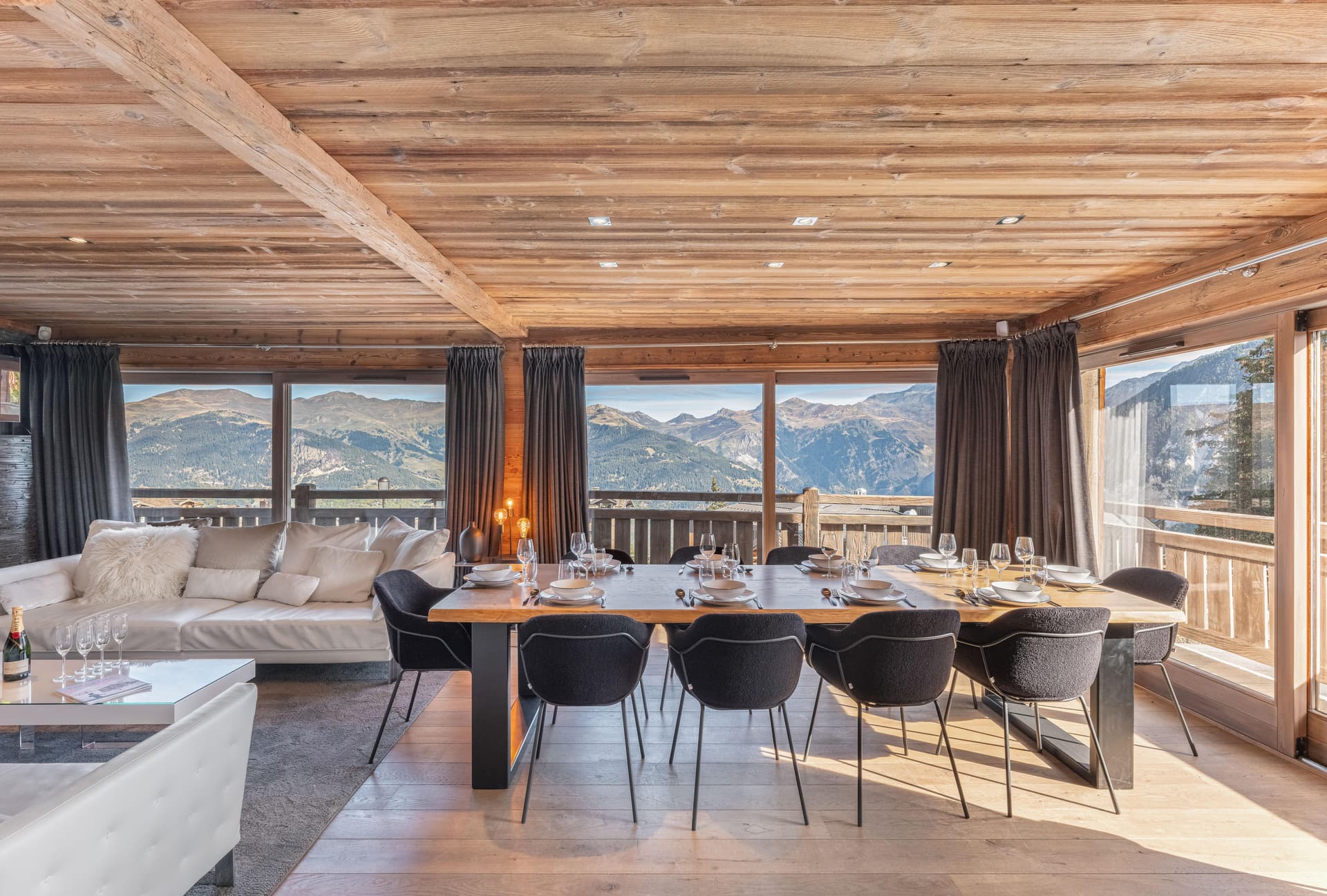 Chalet Eden — Living space — photo 4 of 31