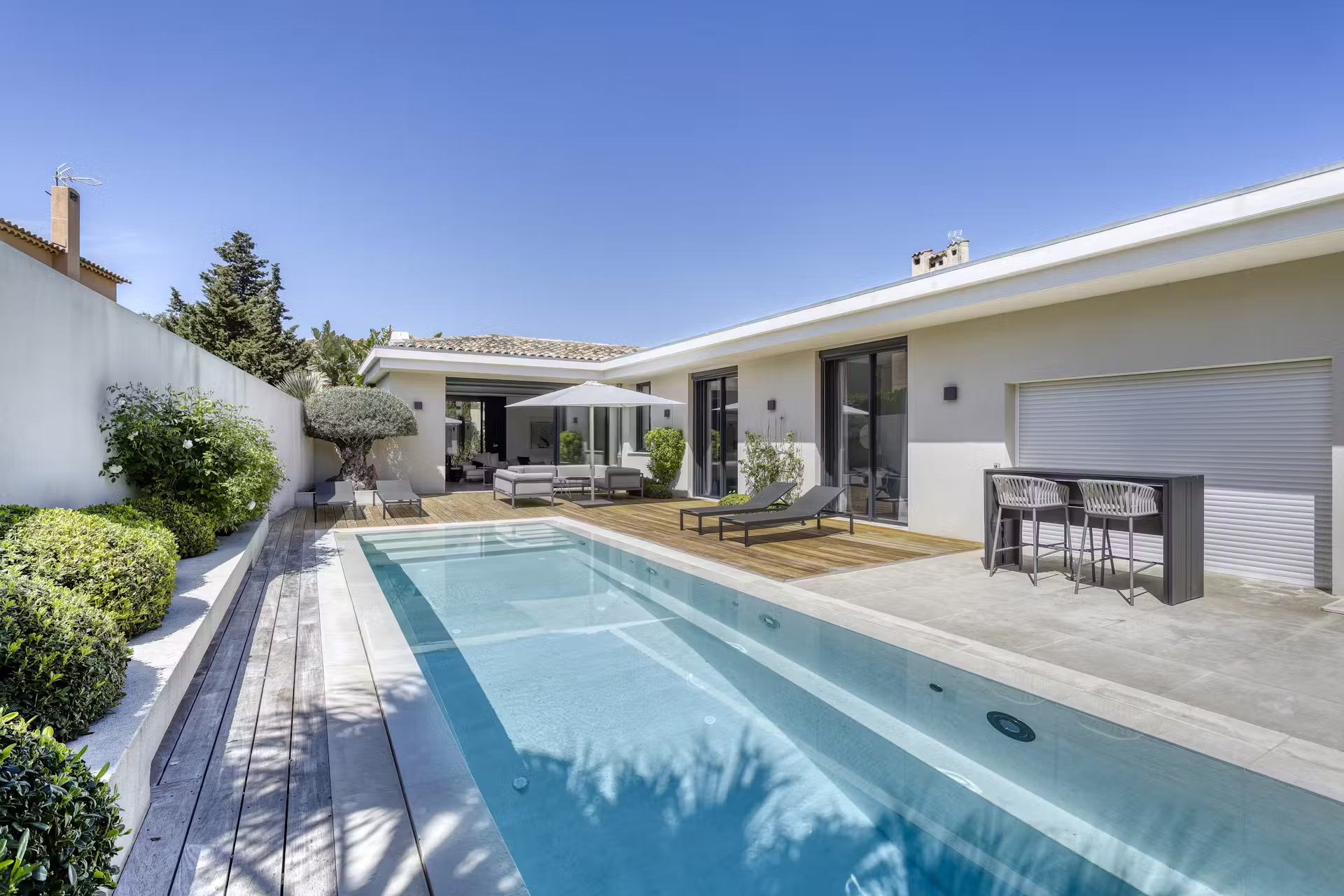 Marguerite — Panoramic view — photo 3 of 19