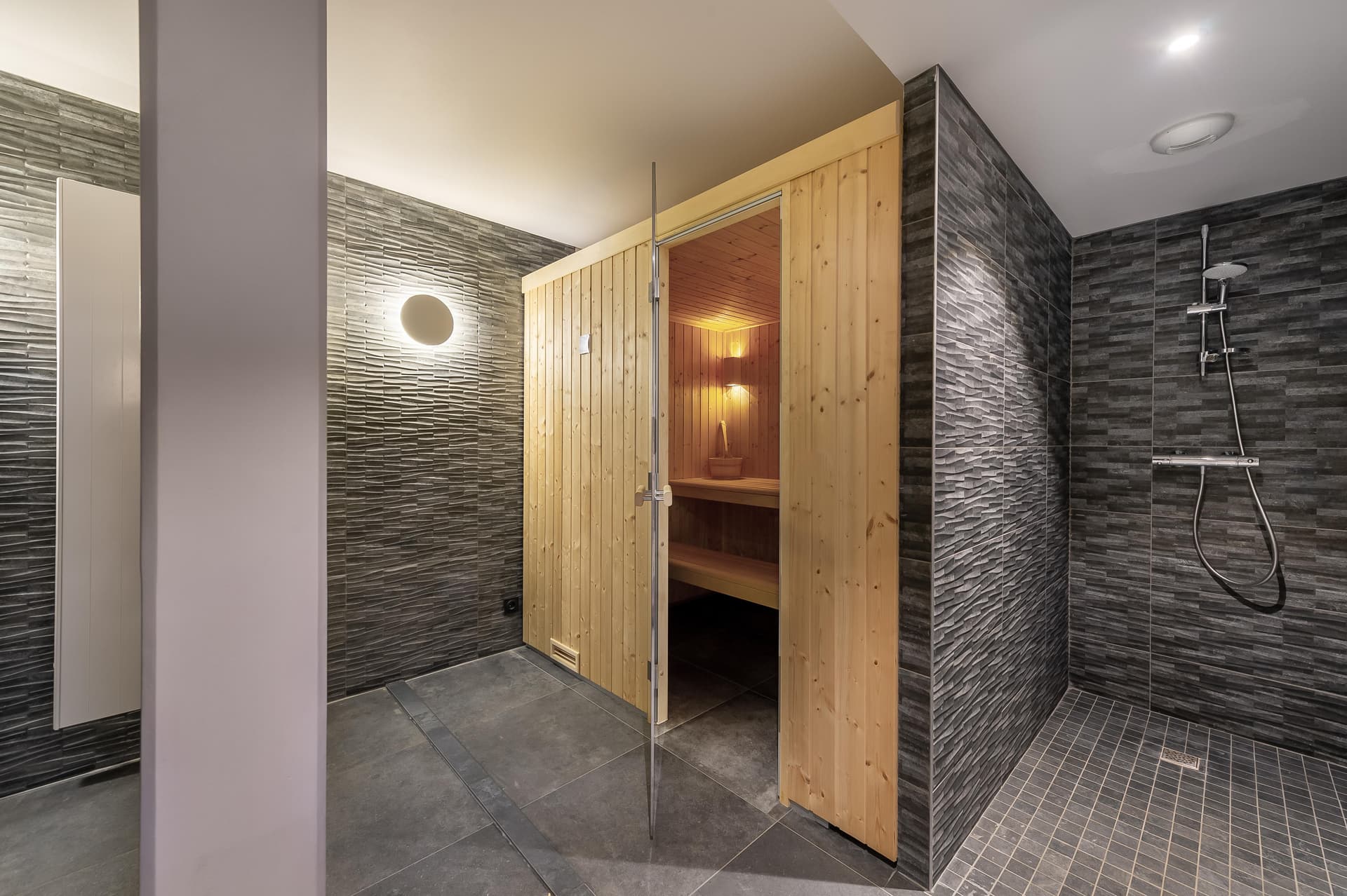 Chalet Manara — Détail architectural — photo 5 sur 29