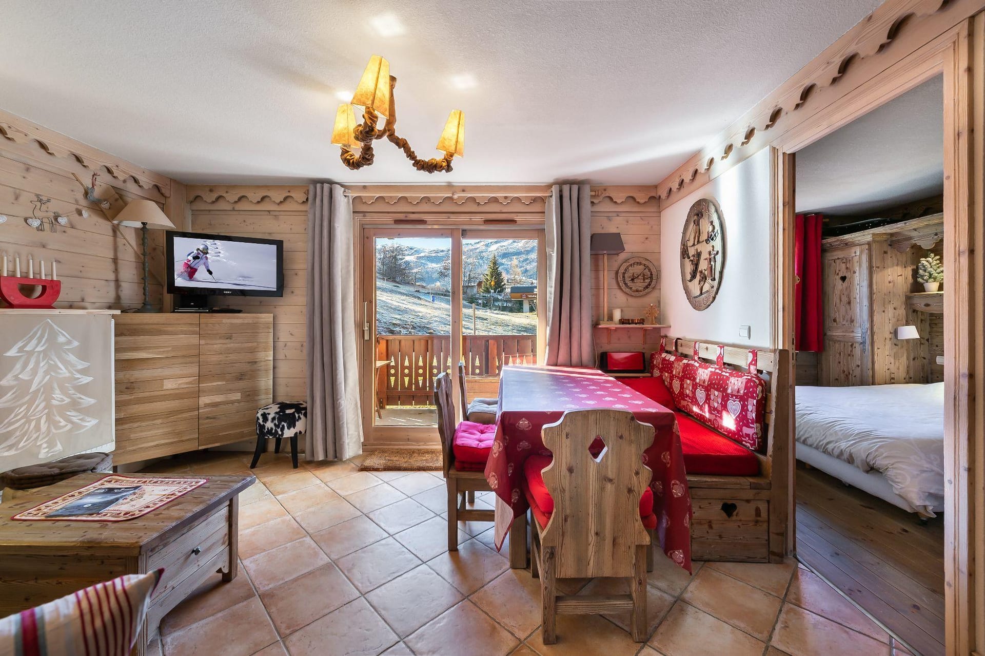Appartement Fermes C4, 2 bedrooms, Méribel — photo 1 of 14