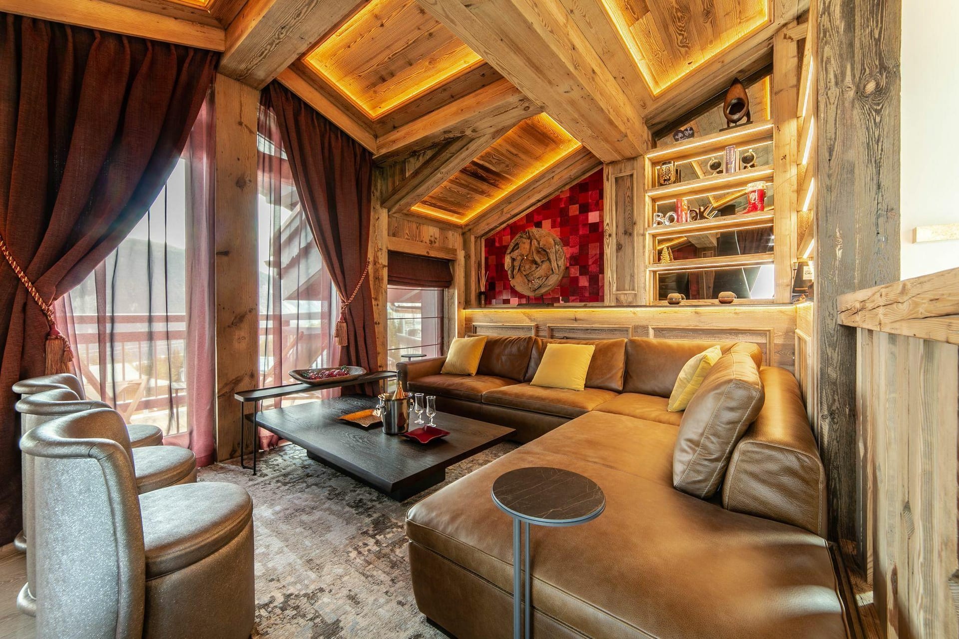 Chalet Bordeaux, 5 chambres, Courchevel — photo 1 sur 23