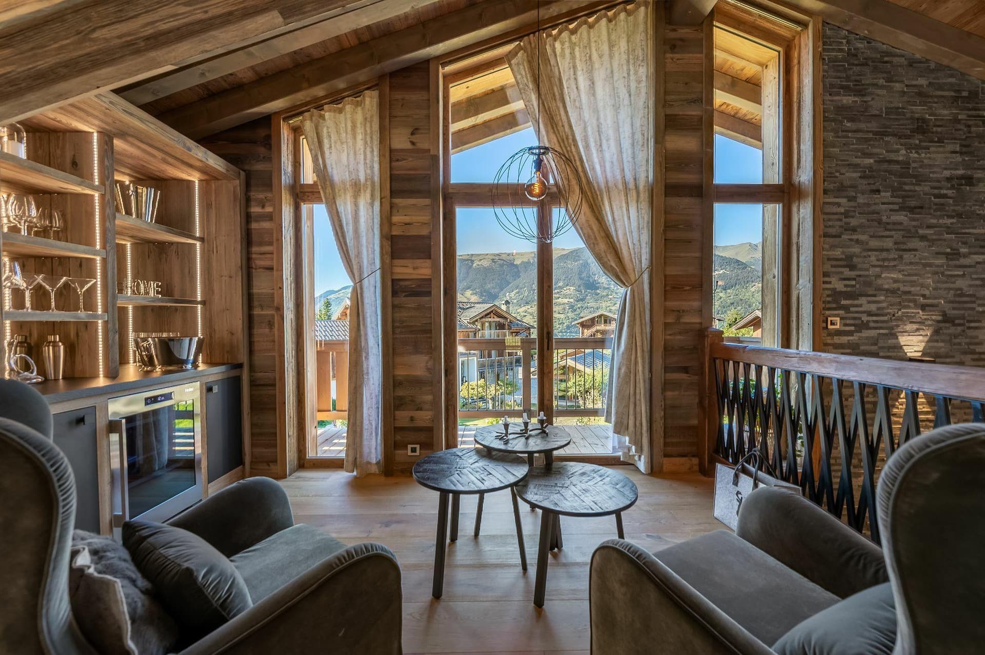 Chalet Eclipse — Espace de vie — photo 4 sur 32