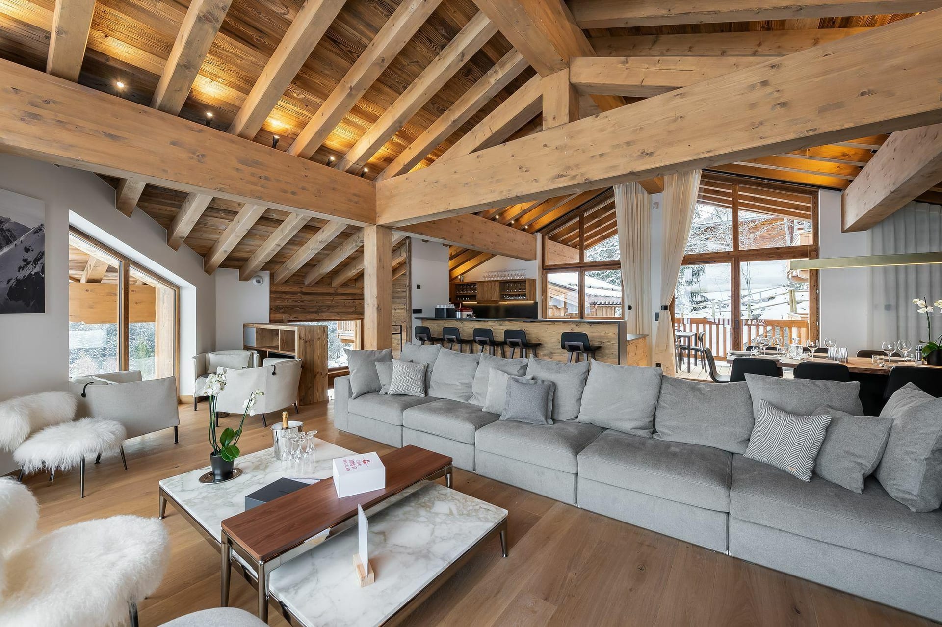 Chalet San Pietro, 6 bedrooms, Courchevel — photo 1 of 40