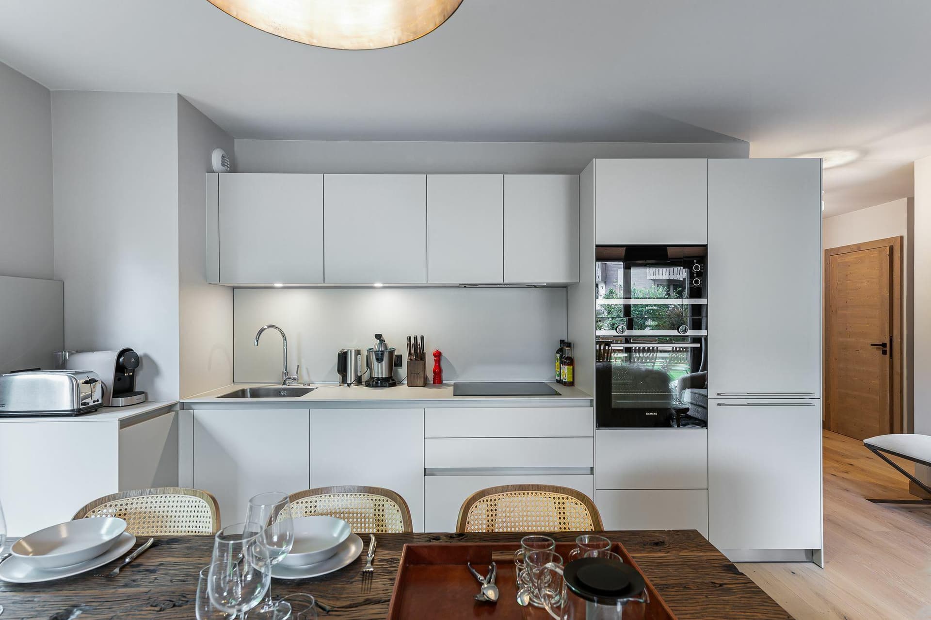 Appartement Stallion A03 — Espace de vie — photo 4 sur 22