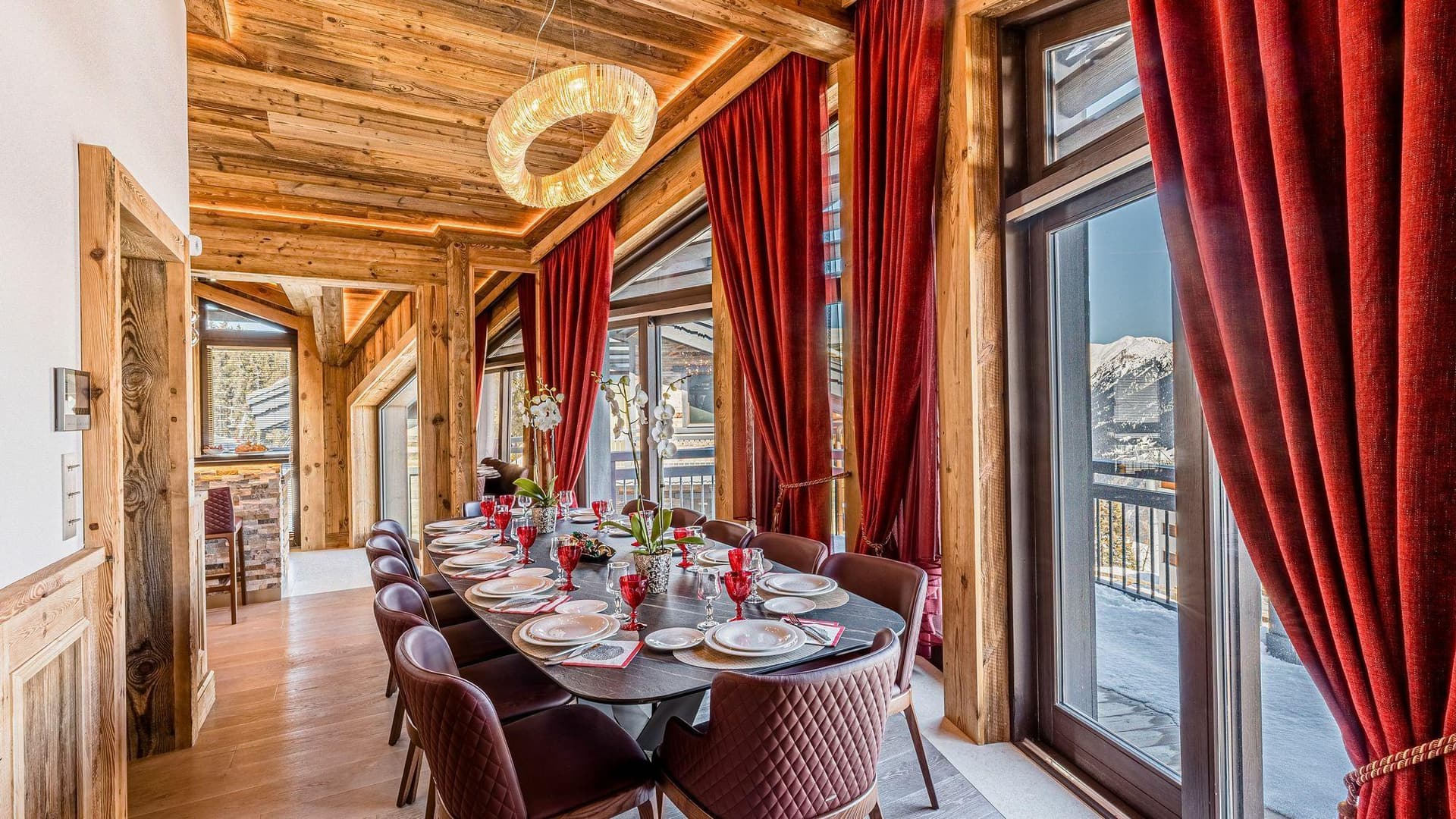 Chalet Barolo, 6 bedrooms, Courchevel — photo 1 of 21