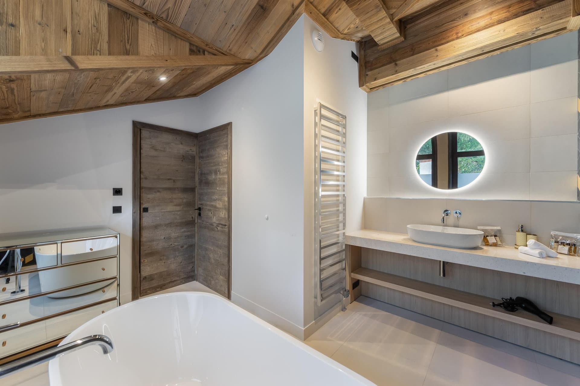 Chalet Alpamayor Maia — Cuisine équipée — photo 8 sur 21