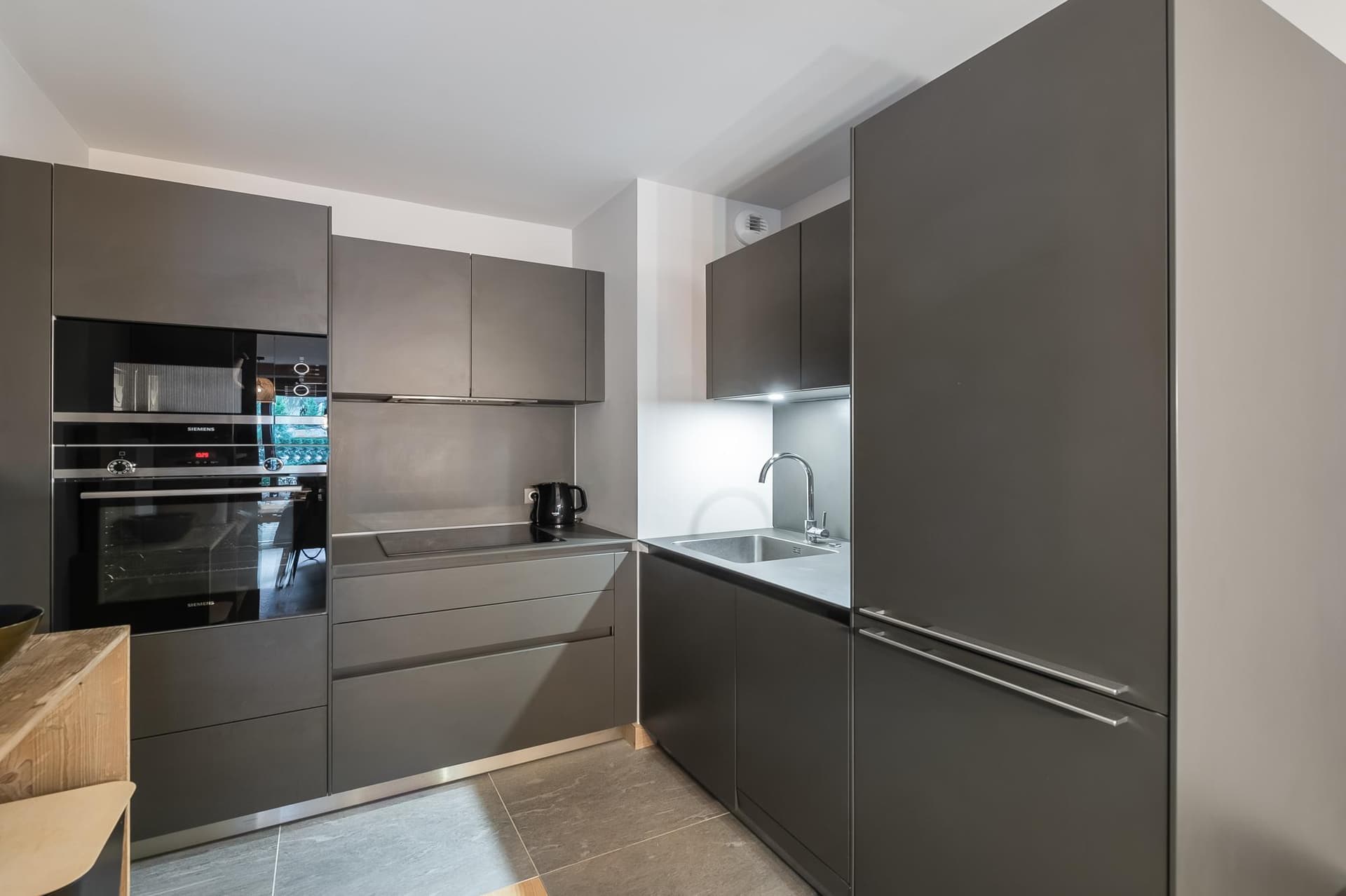 Appartement Stallion D03 — Salle de bain — photo 7 sur 27
