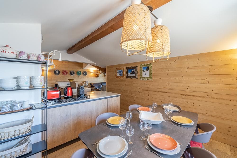 Appartement de l'Ourse 8 — Cuisine équipée — photo 8 sur 15