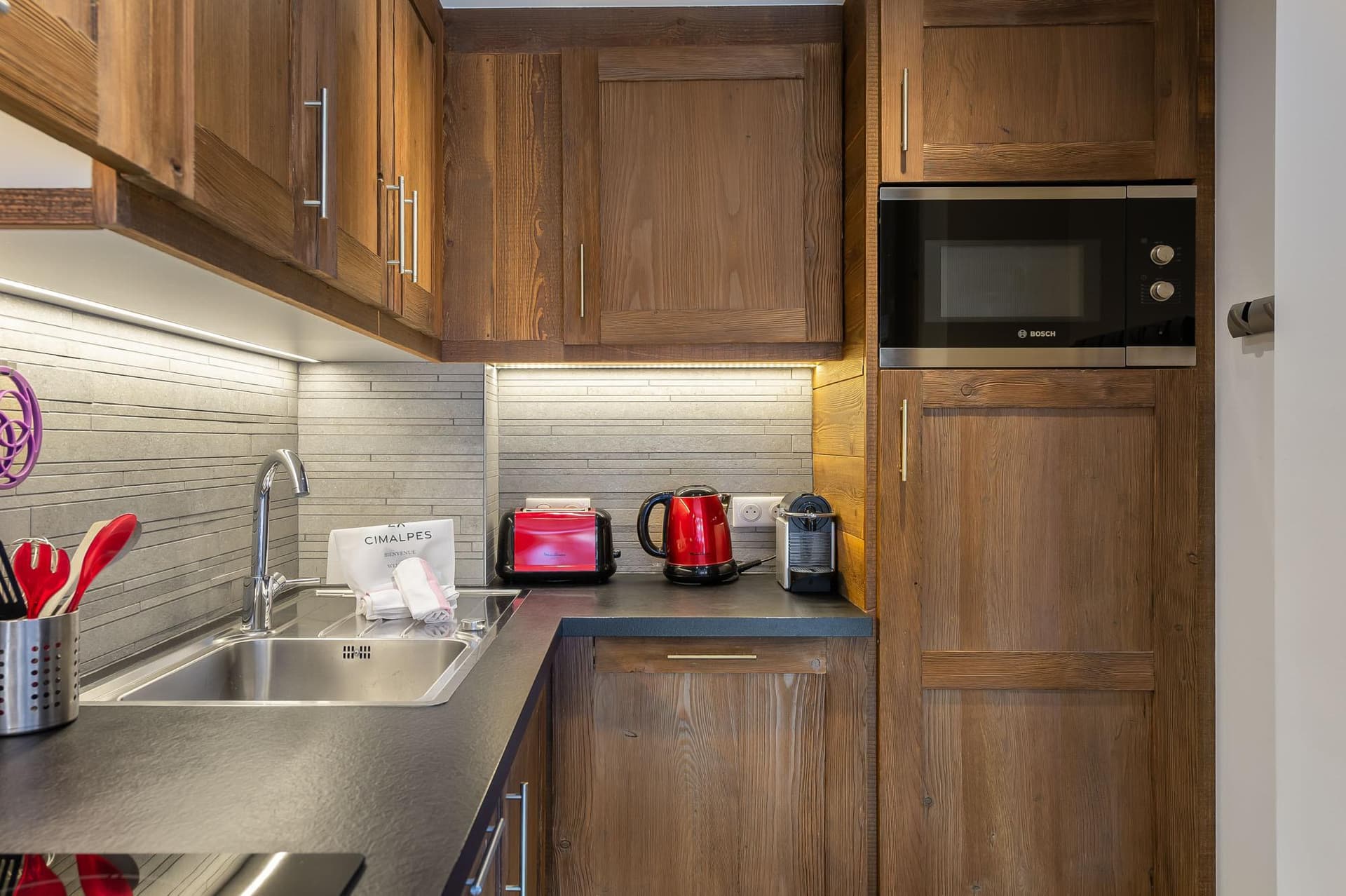 Appartement Lauzes 35 — Détail architectural — photo 5 sur 13