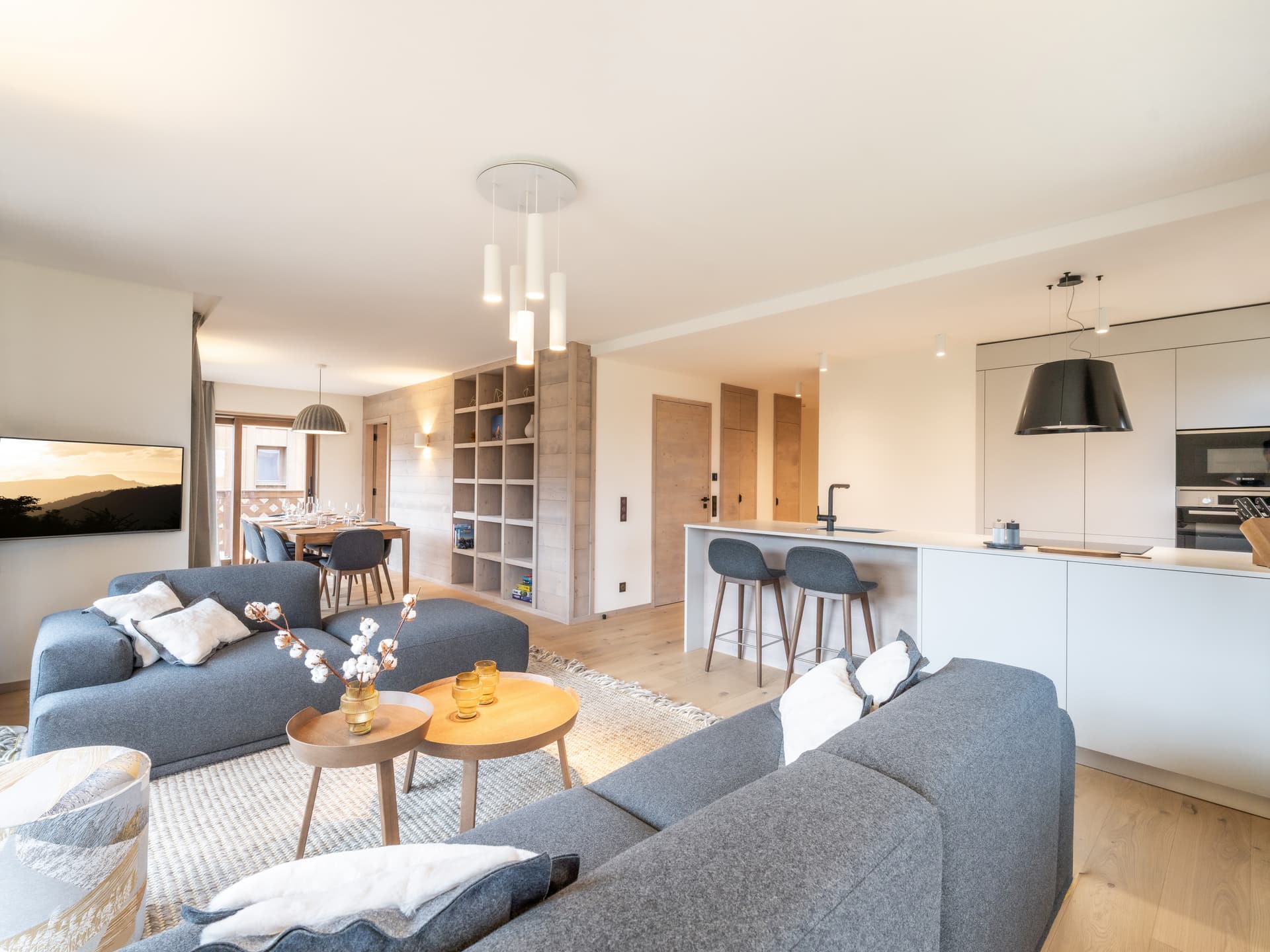 Appartement Cinq Sommets 111, 3 chambres, Courchevel — photo 1 sur 14