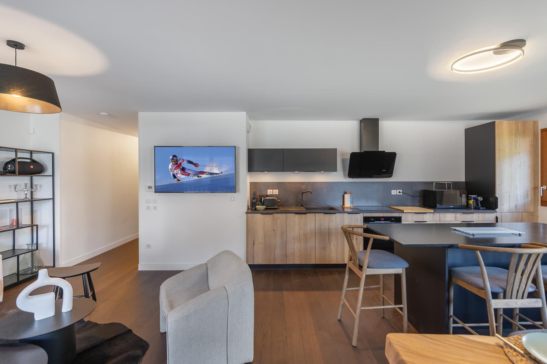 Appartement Silver Lodge C11 — Elegant interior — photo 2 of 13