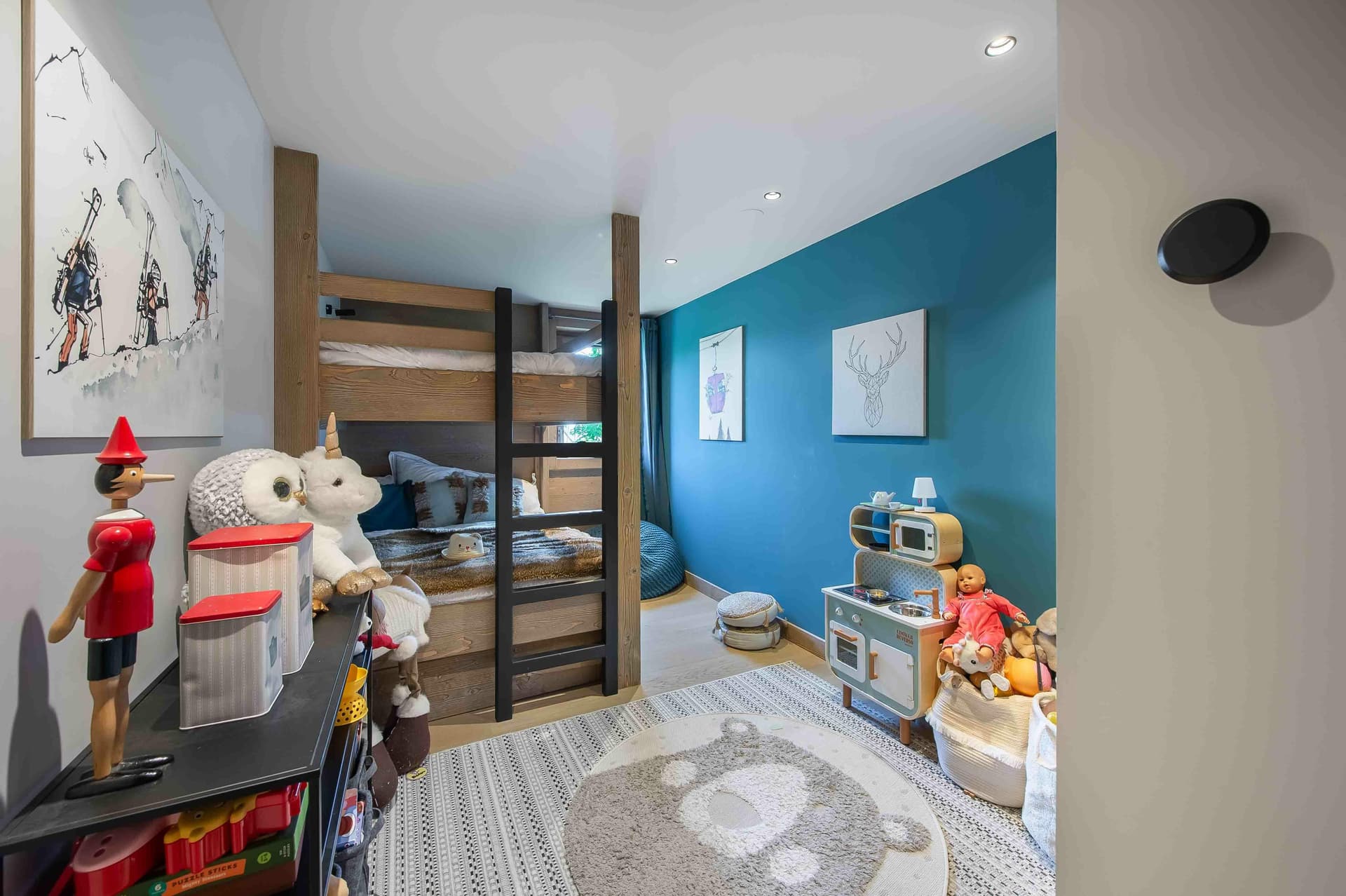 Appartement Stallion D02 — Cuisine équipée — photo 8 sur 27