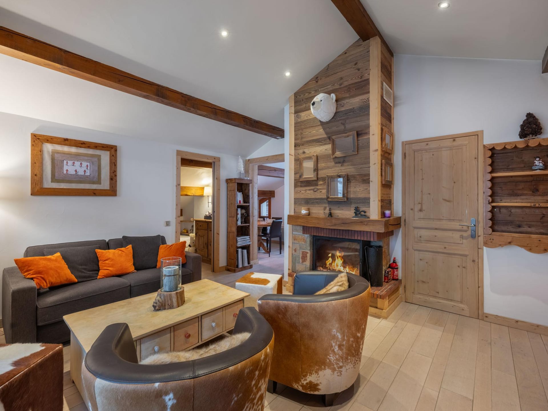 Appartement Bleuets 19, 3 chambres, Courchevel — photo 1 sur 12
