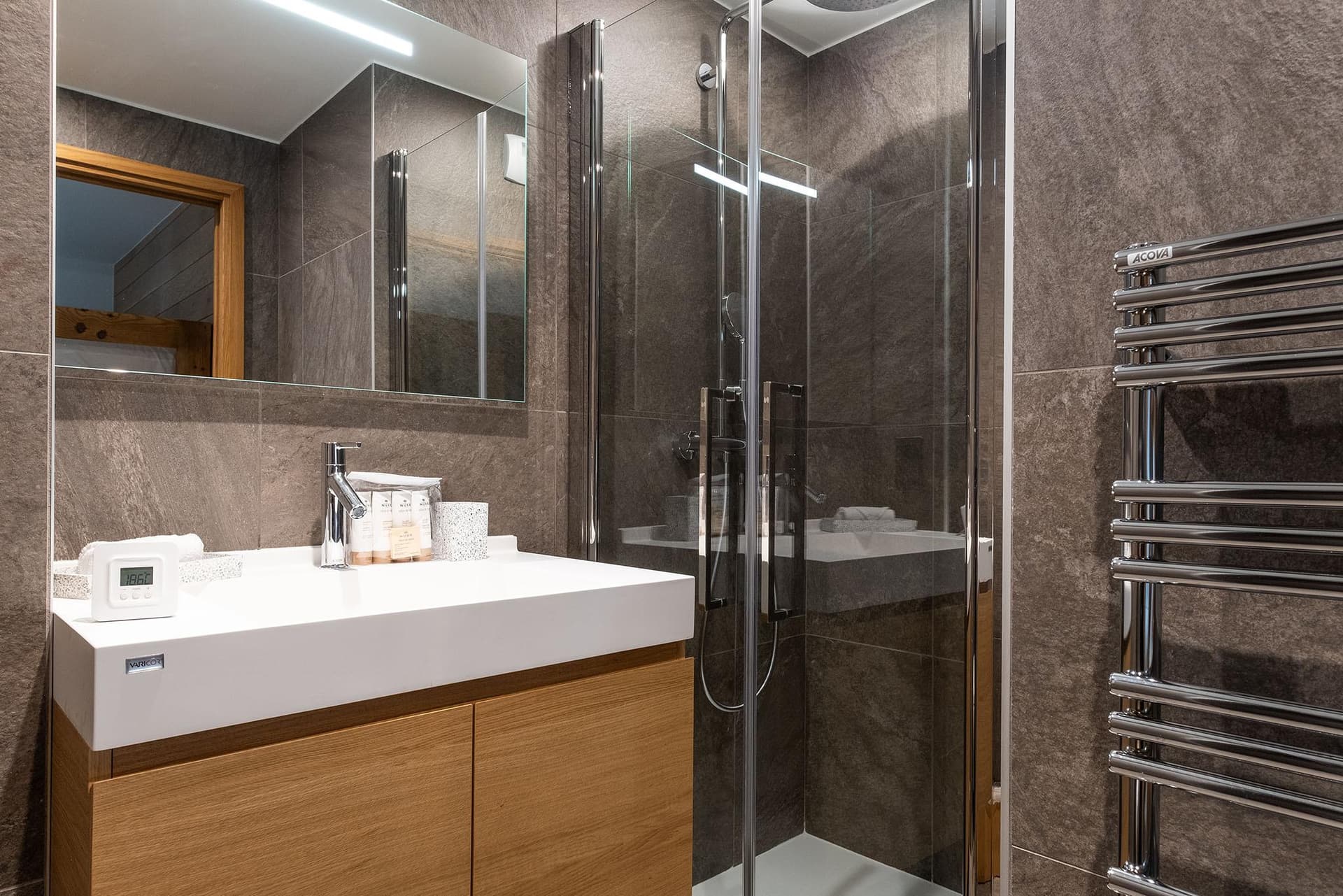 Appartement Labby 2 — Bathroom — photo 7 of 15