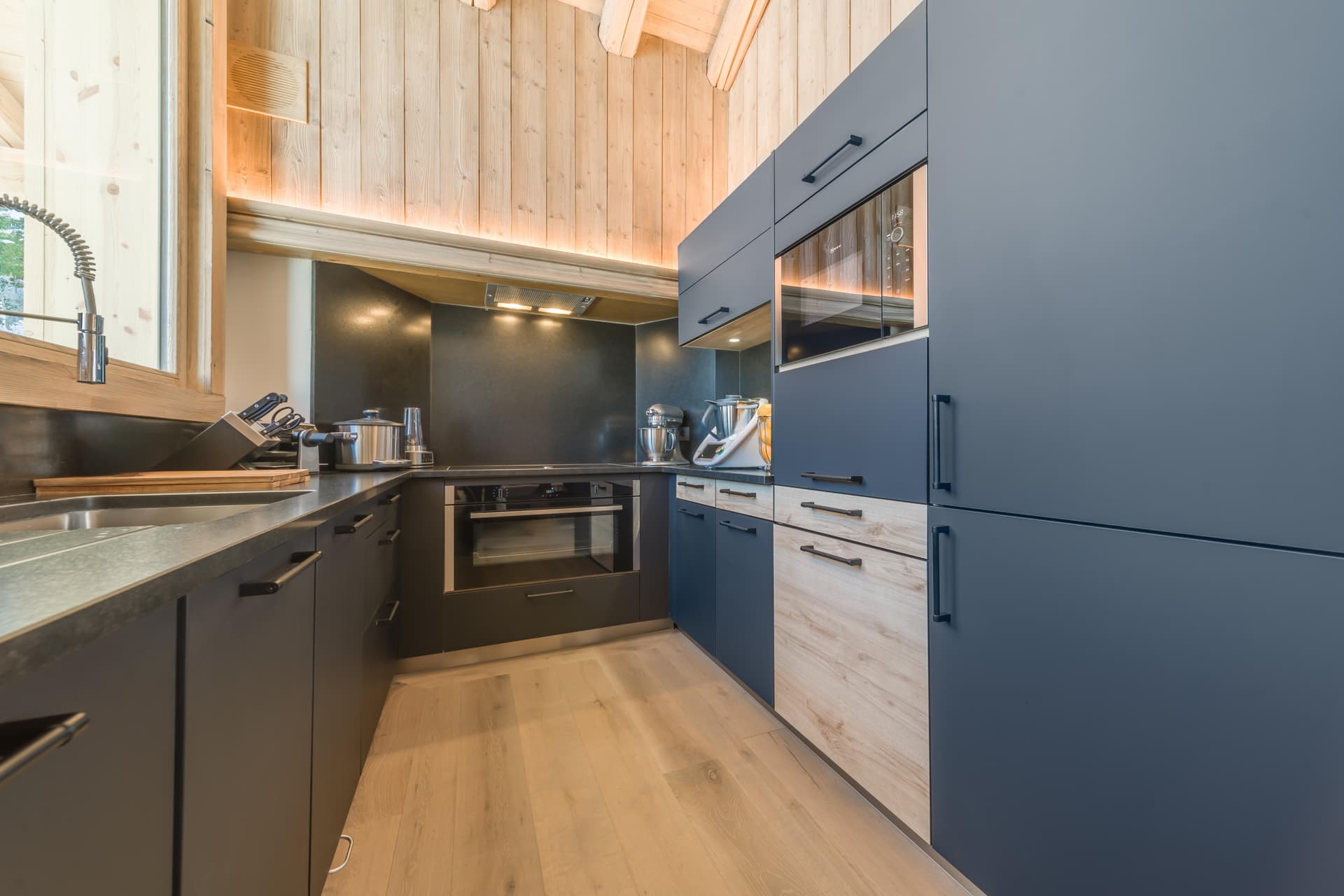 Chalet Alpin — Espace de vie — photo 4 sur 29