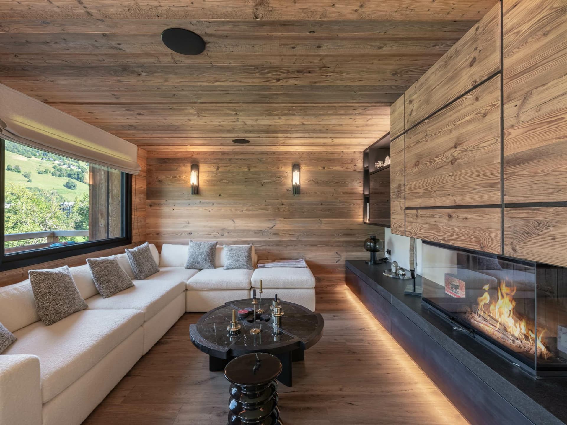 Chalet Grizzly — Panoramic view — photo 3 of 33