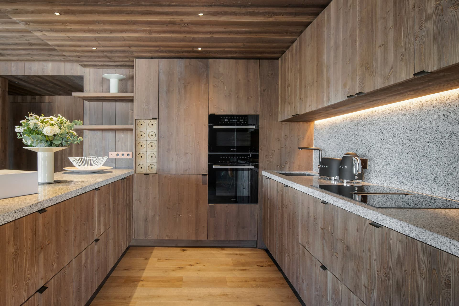 Appartement Atmosphère 701 — Salle de bain — photo 7 sur 36