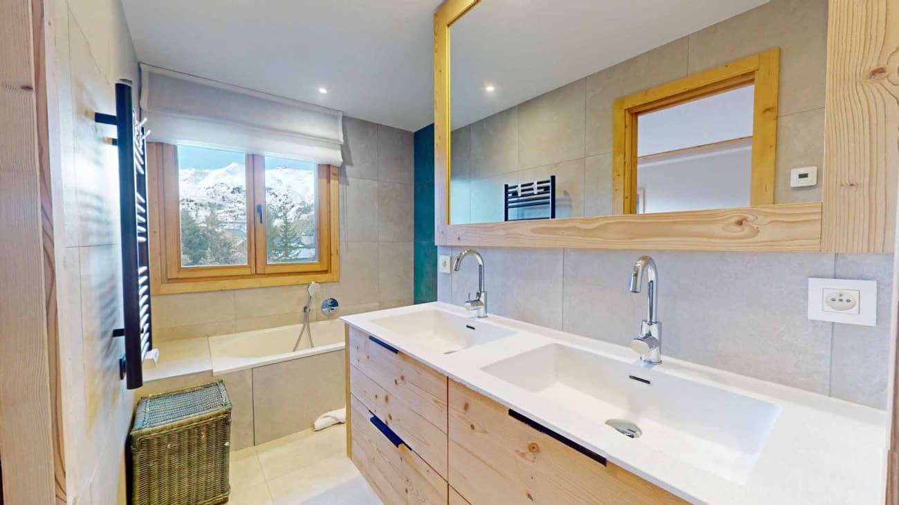 Appartement Chanteclair A — Bathroom — photo 7 of 19