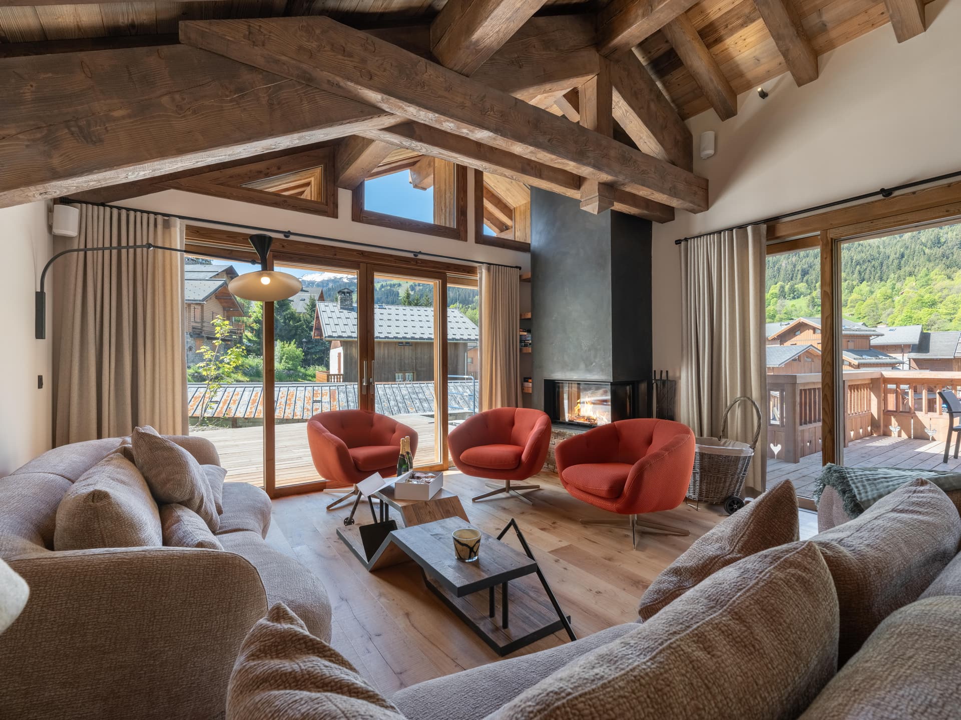 Chalet Grand Blanc, 6 chambres, Méribel — photo 1 sur 22