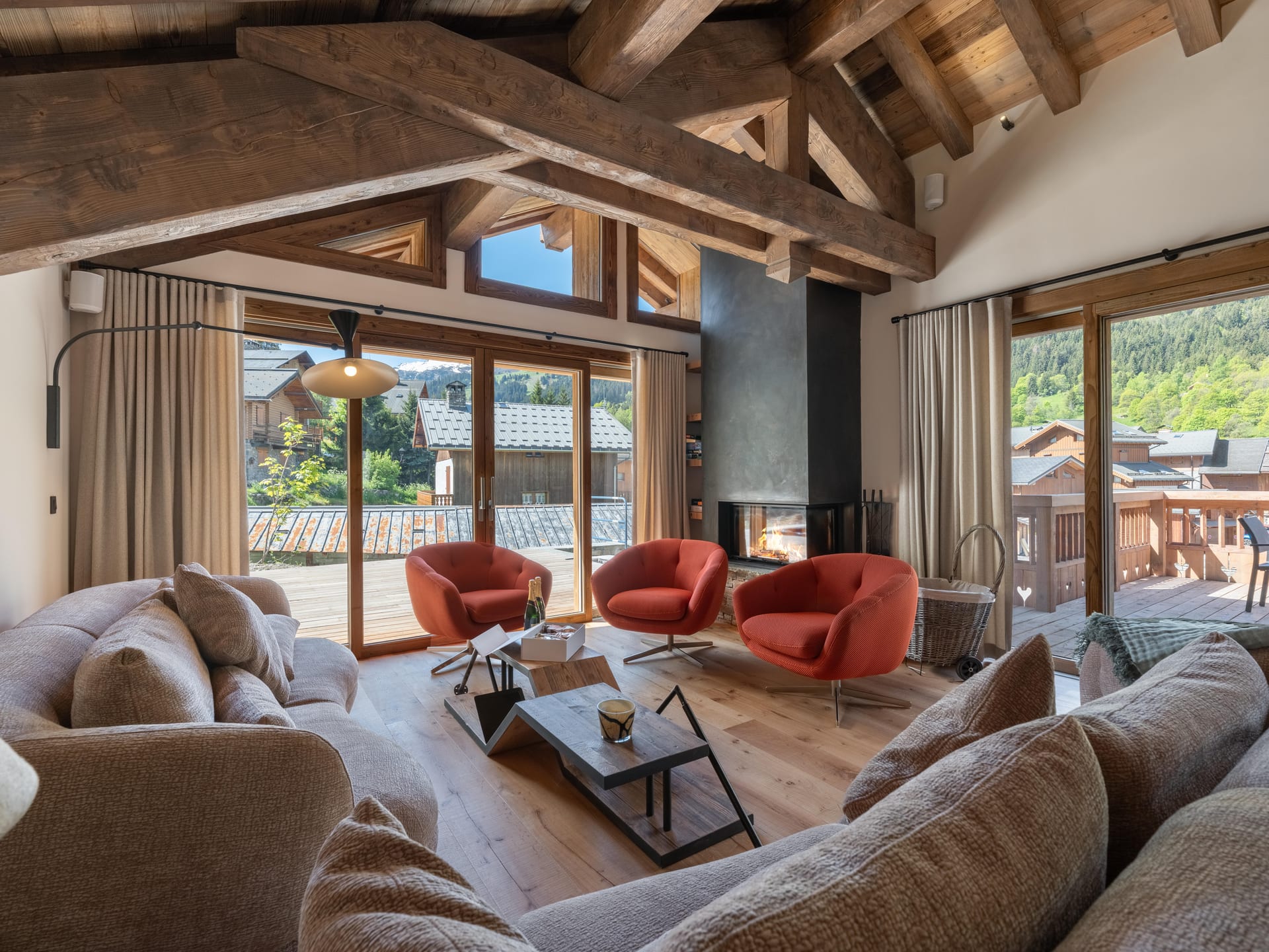 Chalet Grand Blanc, 6 chambres, Méribel — photo 1 sur 22