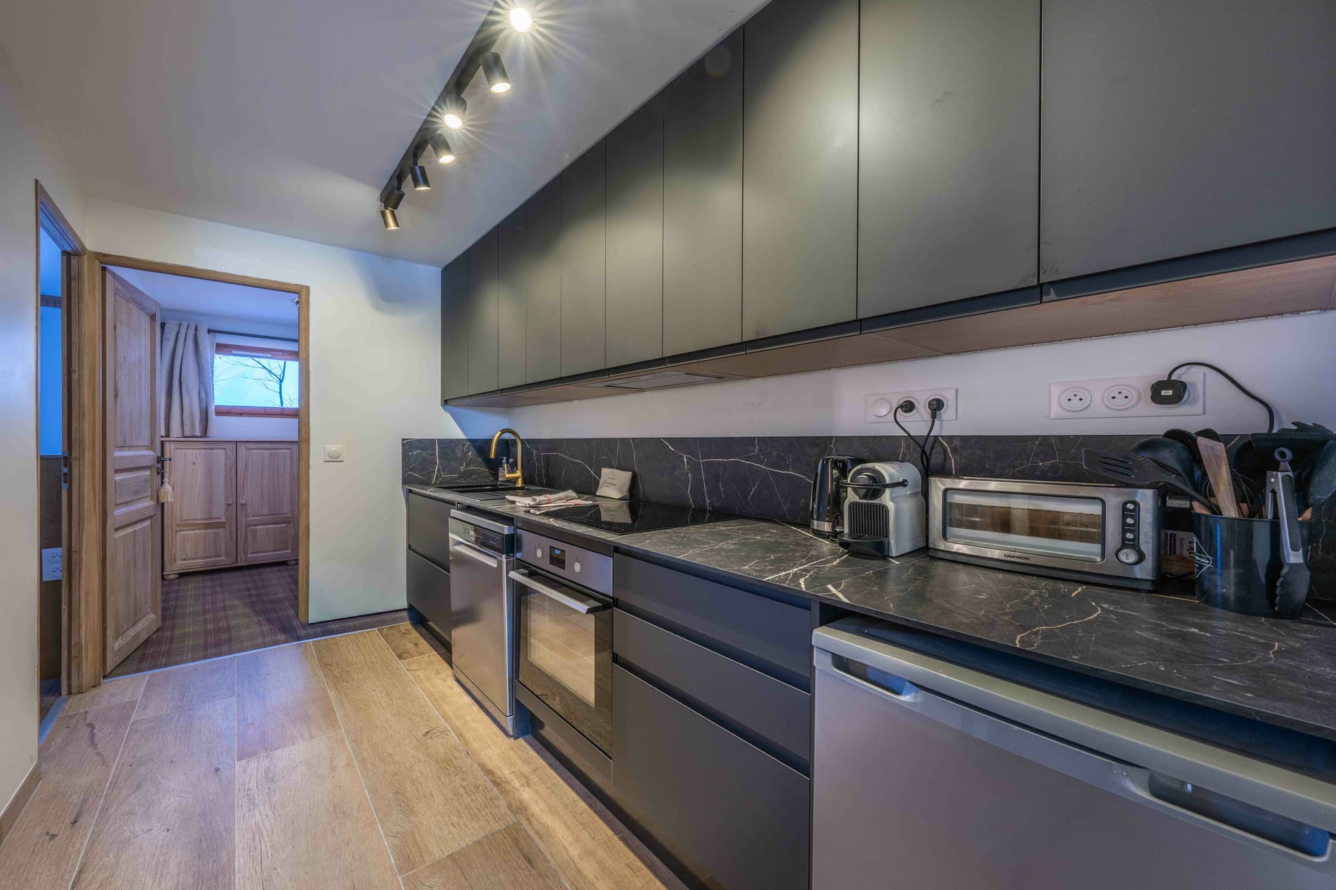 Appartement Rocher A — Espace de vie — photo 4 sur 12