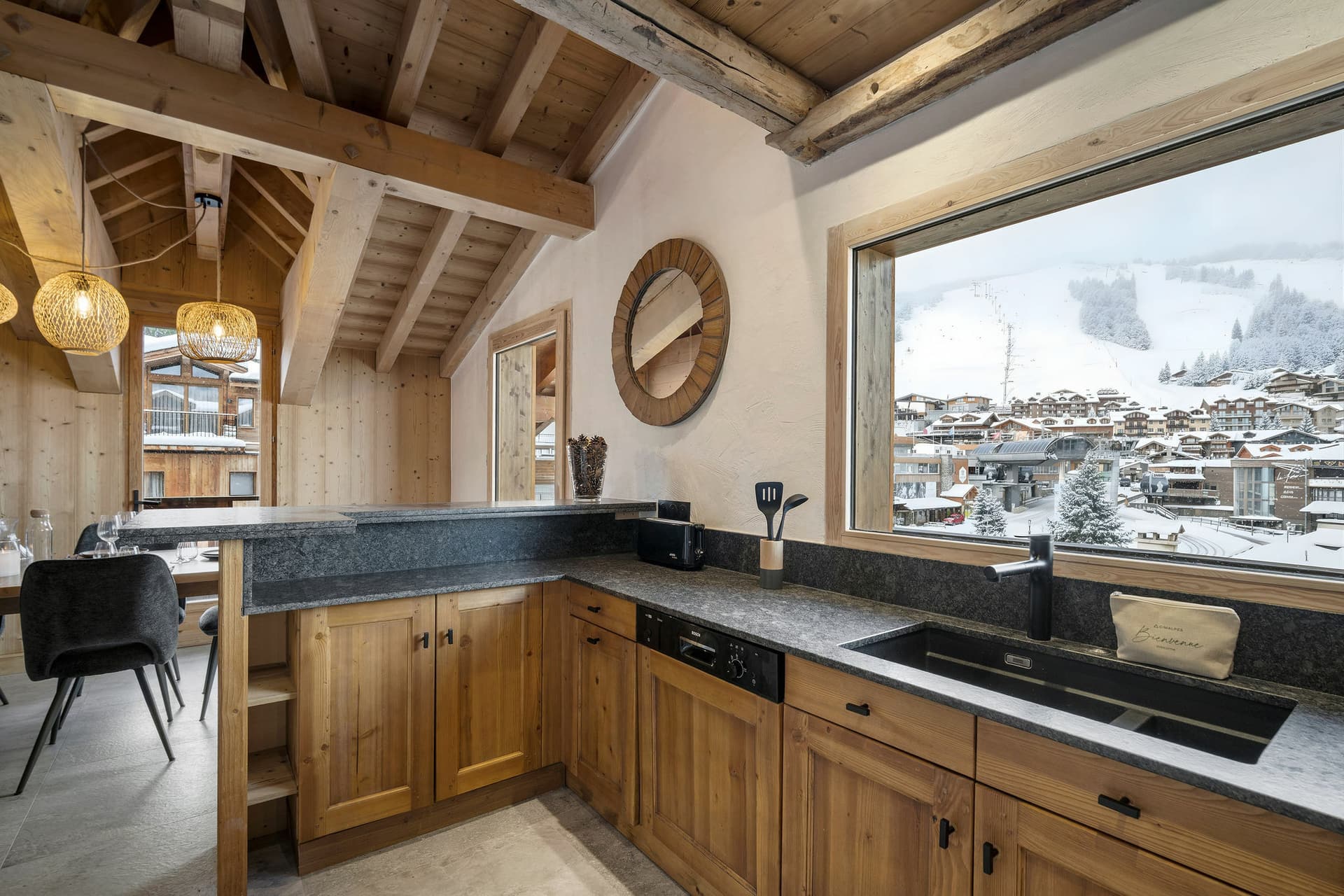Appartement Horlana — Elegant interior — photo 2 of 15