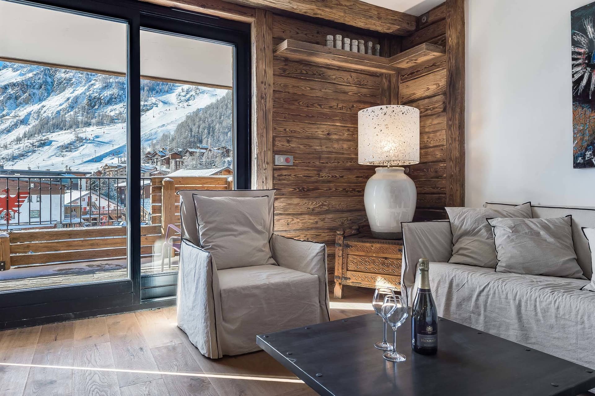Appartement Savoie 42 — Intérieur élégant — photo 2 sur 15