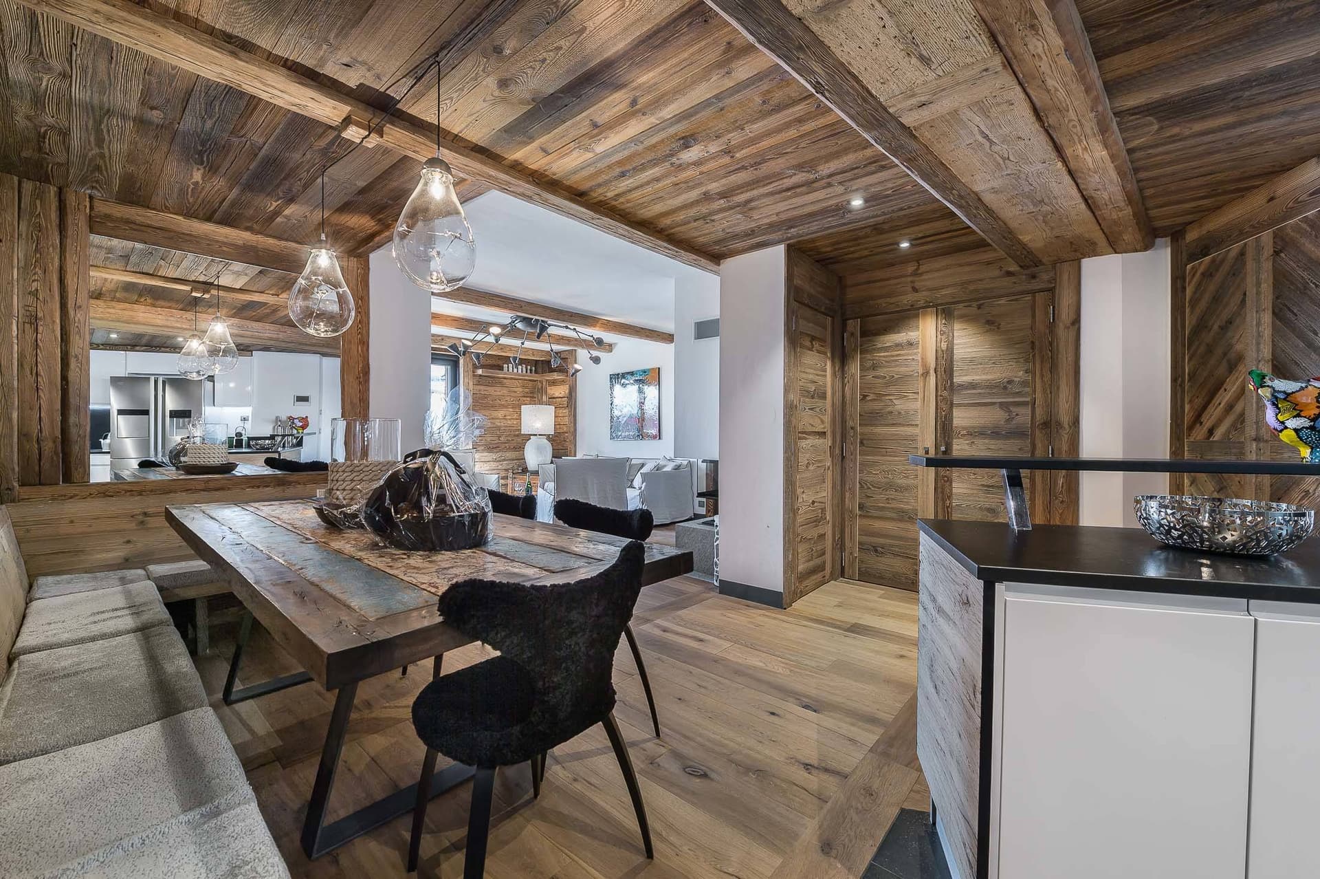 Appartement Savoie 42 — Espace de vie — photo 4 sur 15