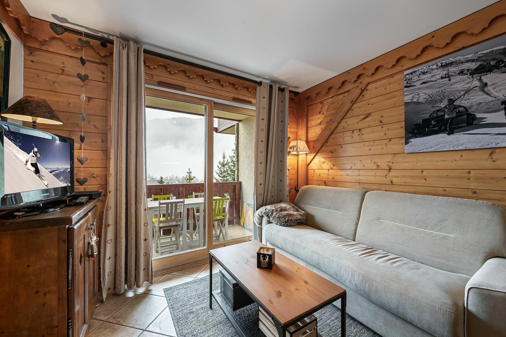 Appartement Fermes Fretes 11 — Espace de vie — photo 4 sur 16