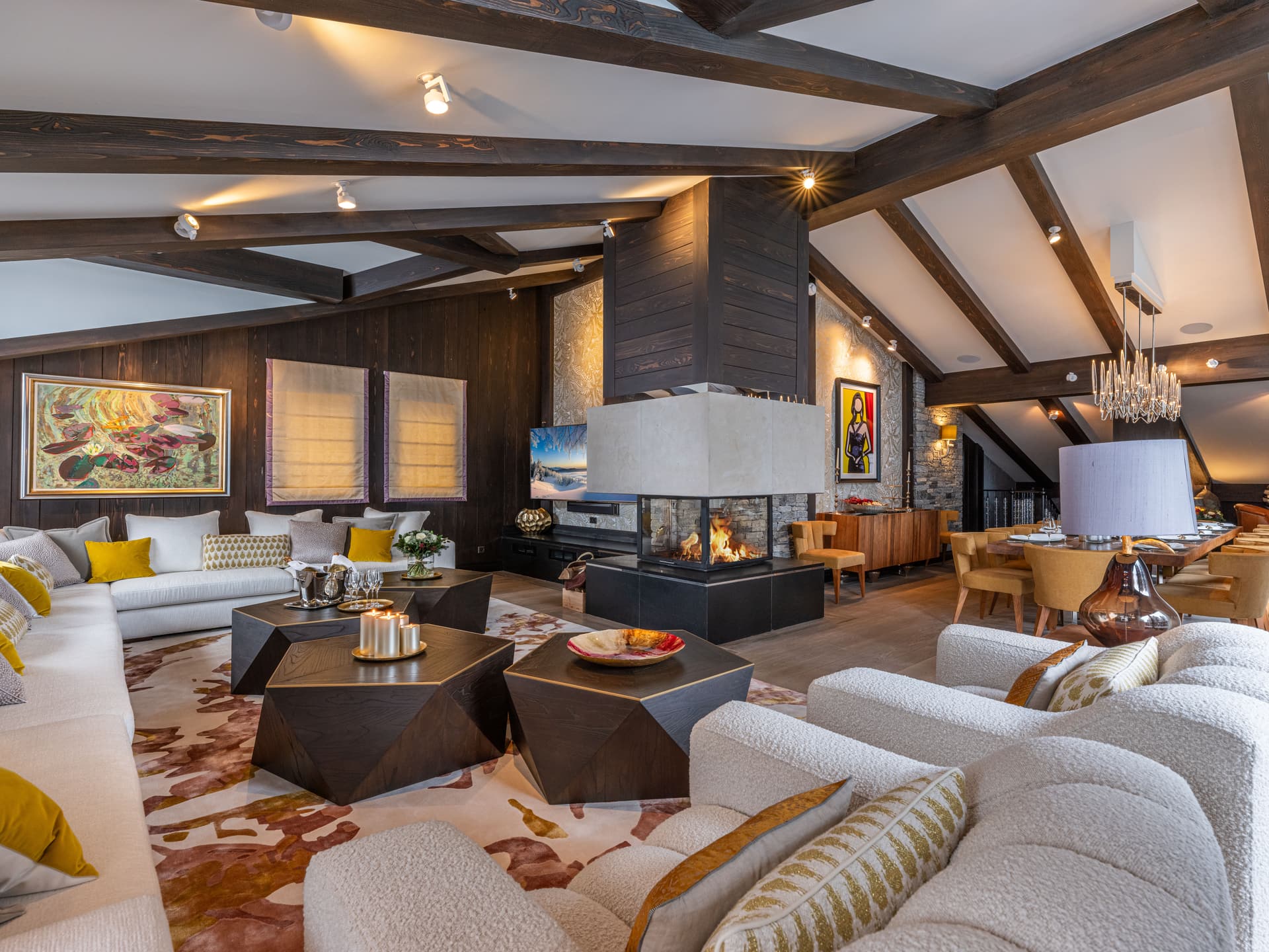 Chalet Coquelicot — Elegant interior — photo 2 of 40