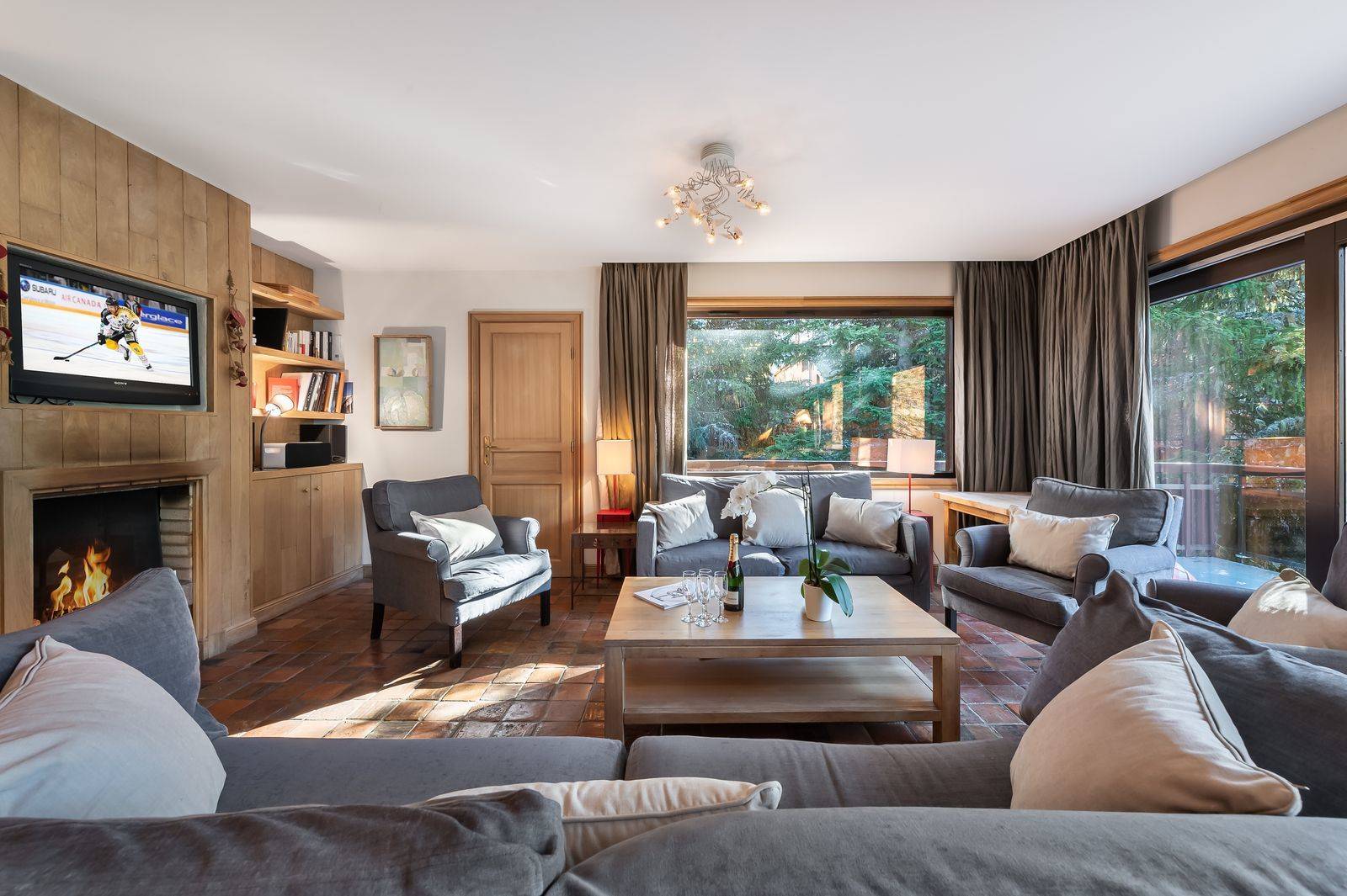 Chalet Gros Caillou, 7 bedrooms, Courchevel — photo 1 of 24